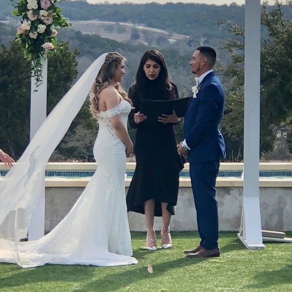 Hello😀….Offering lowest price possible 🙃 - Picture 3 of 16